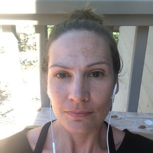 Meet your Posher, Steph